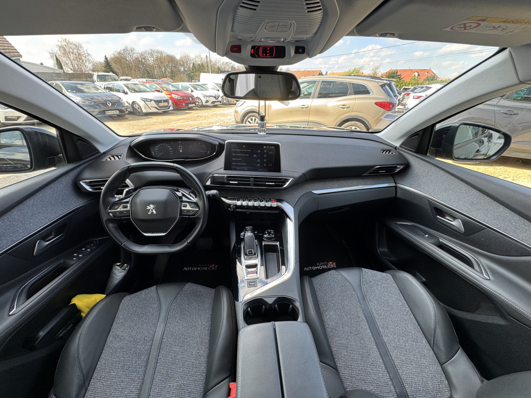 Peugeot 3008 — 11