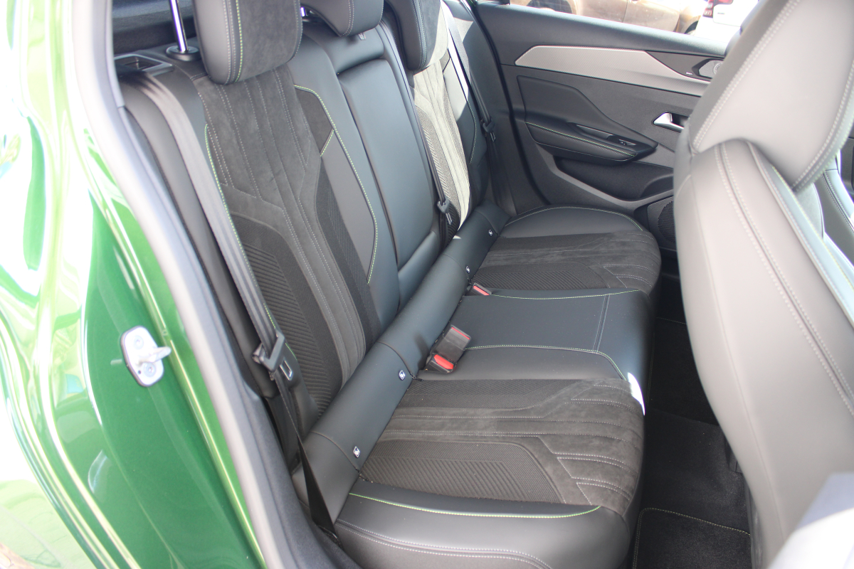 Peugeot 308 — 14