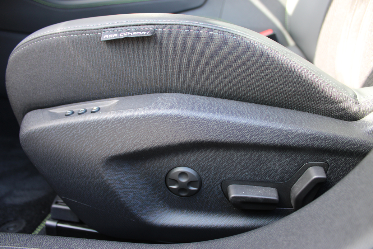 Peugeot 308 — 18