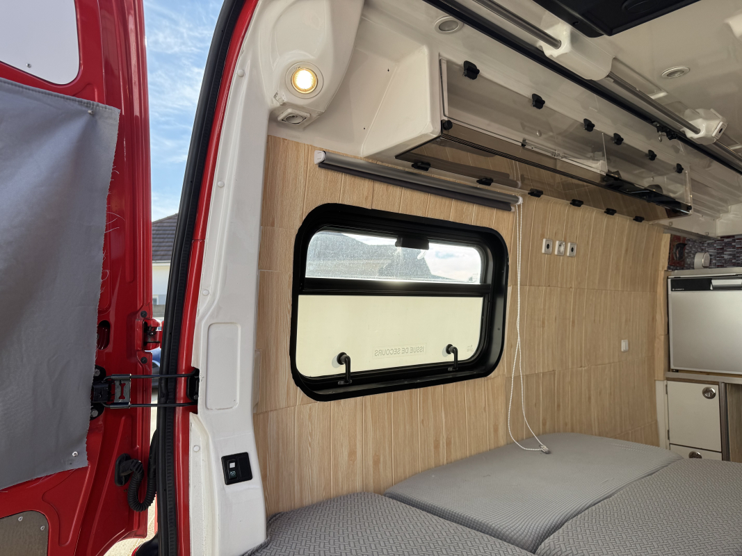 Renault Master — 22