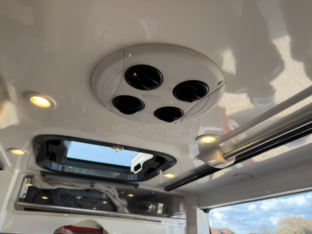 Renault Master — 23