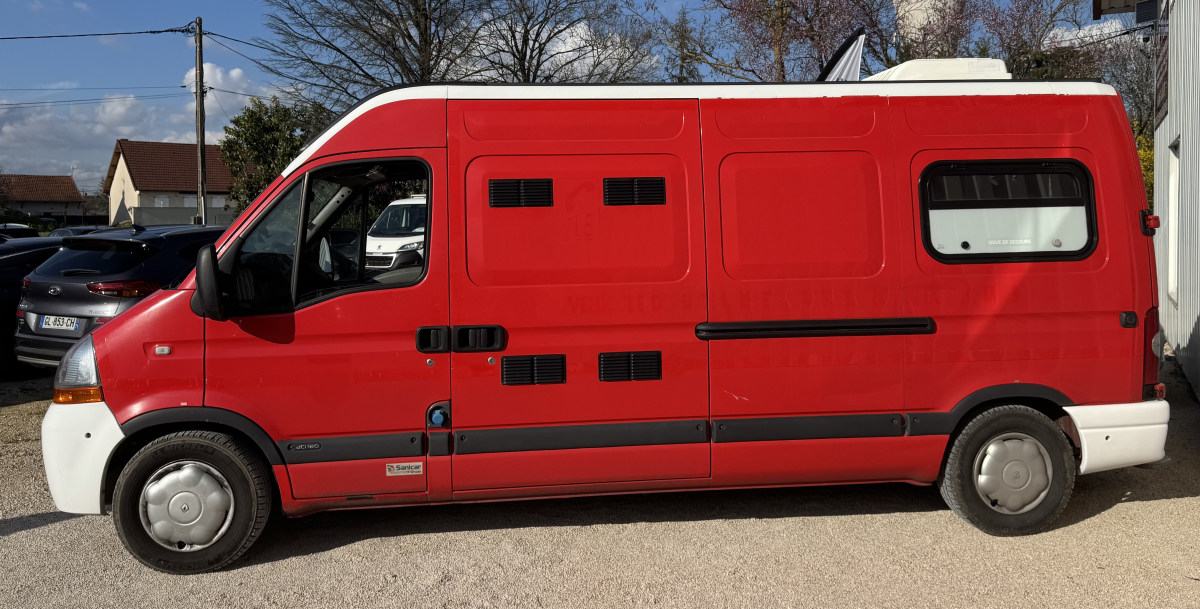 Renault Master — 4