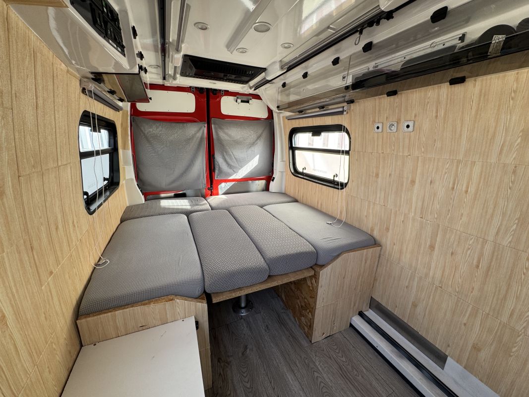 Renault Master — 18