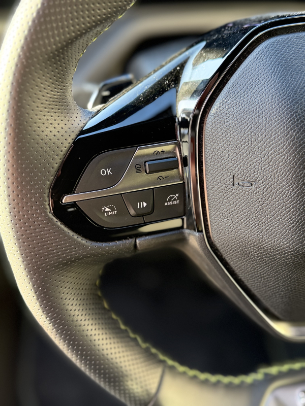 Peugeot 308 — 20