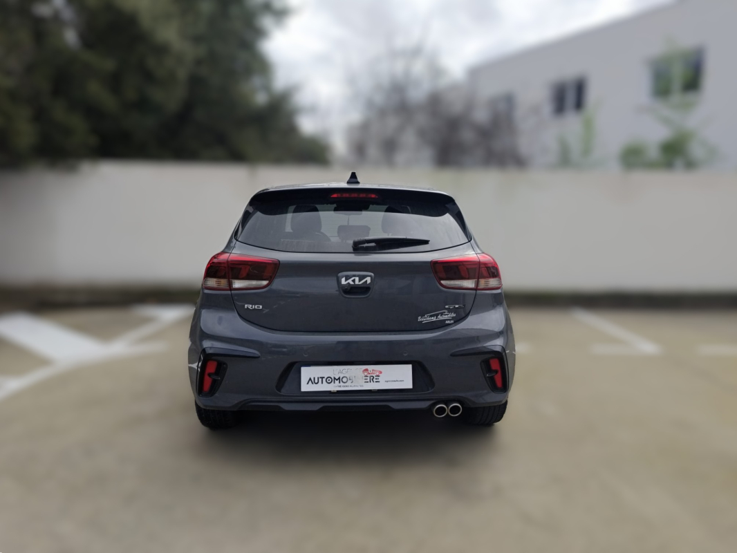 Kia Rio — 4