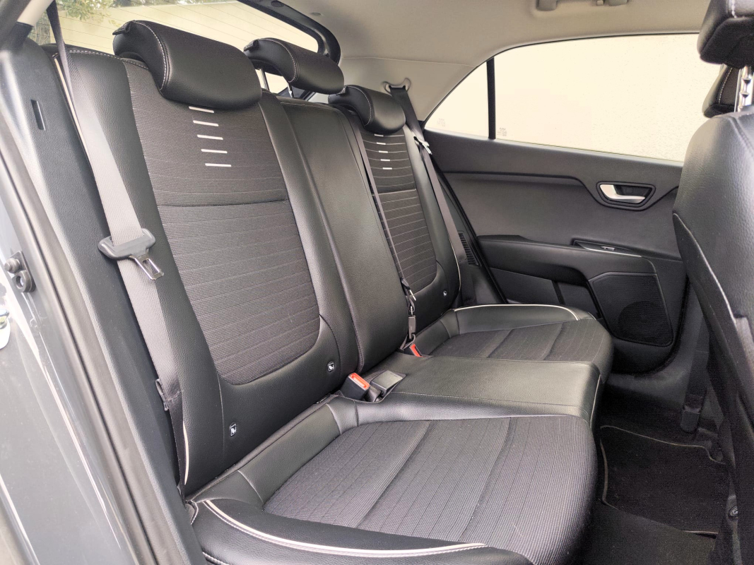 Kia Rio — 15