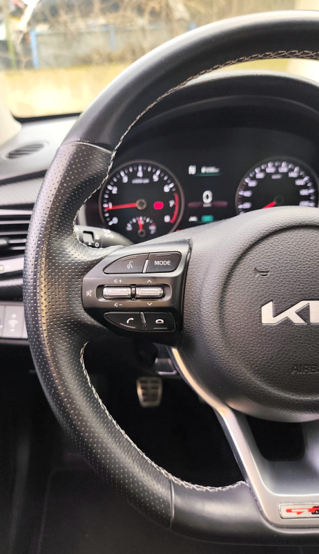 Kia Rio — 18