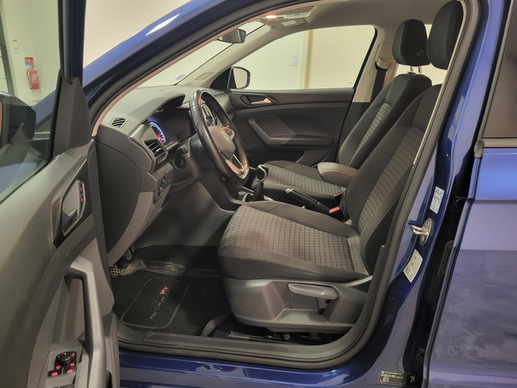 Volkswagen T-Cross — 9