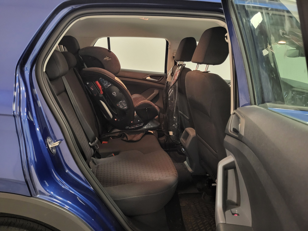 Volkswagen T-Cross — 25
