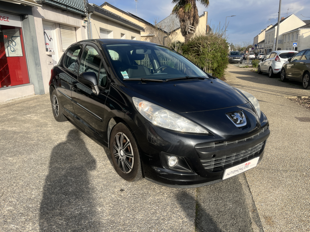 Peugeot 207 — 3