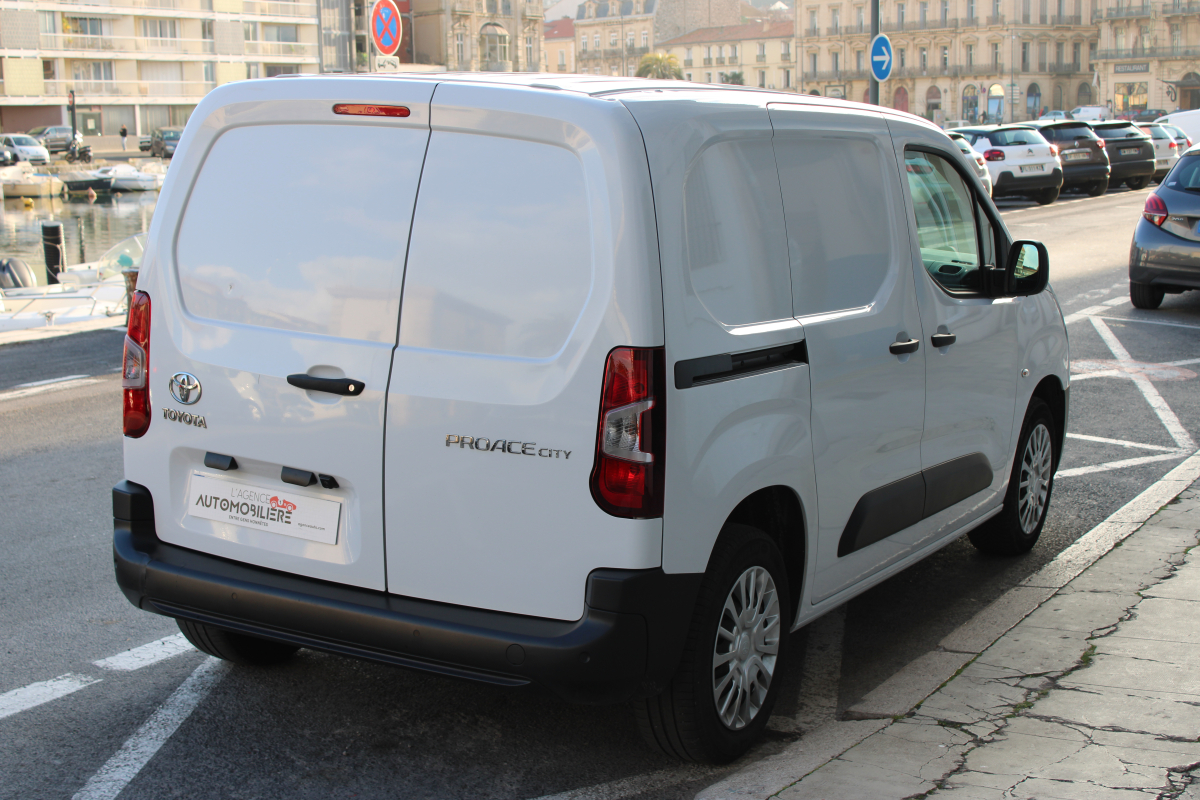 Toyota PROACE CITY — 5