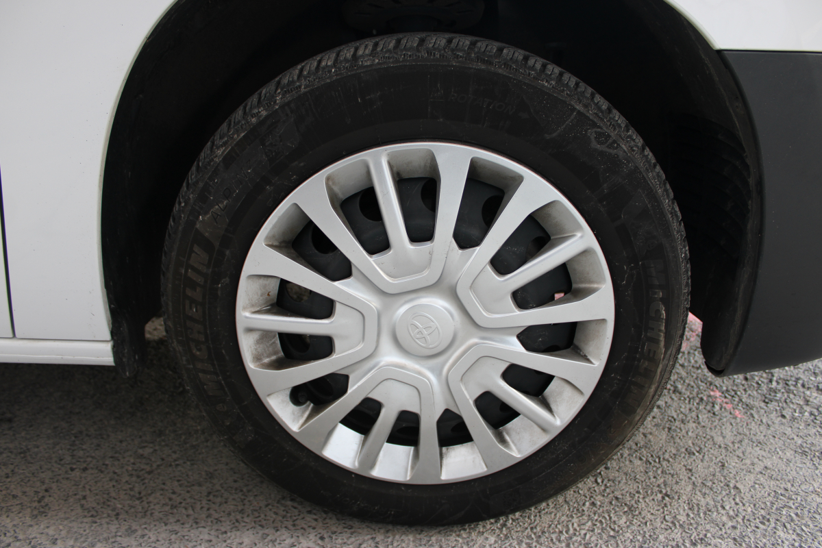 Toyota PROACE CITY — 23