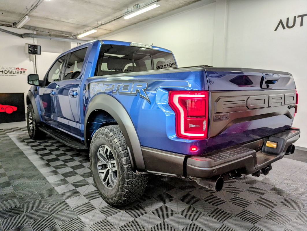 Ford Raptor — 6