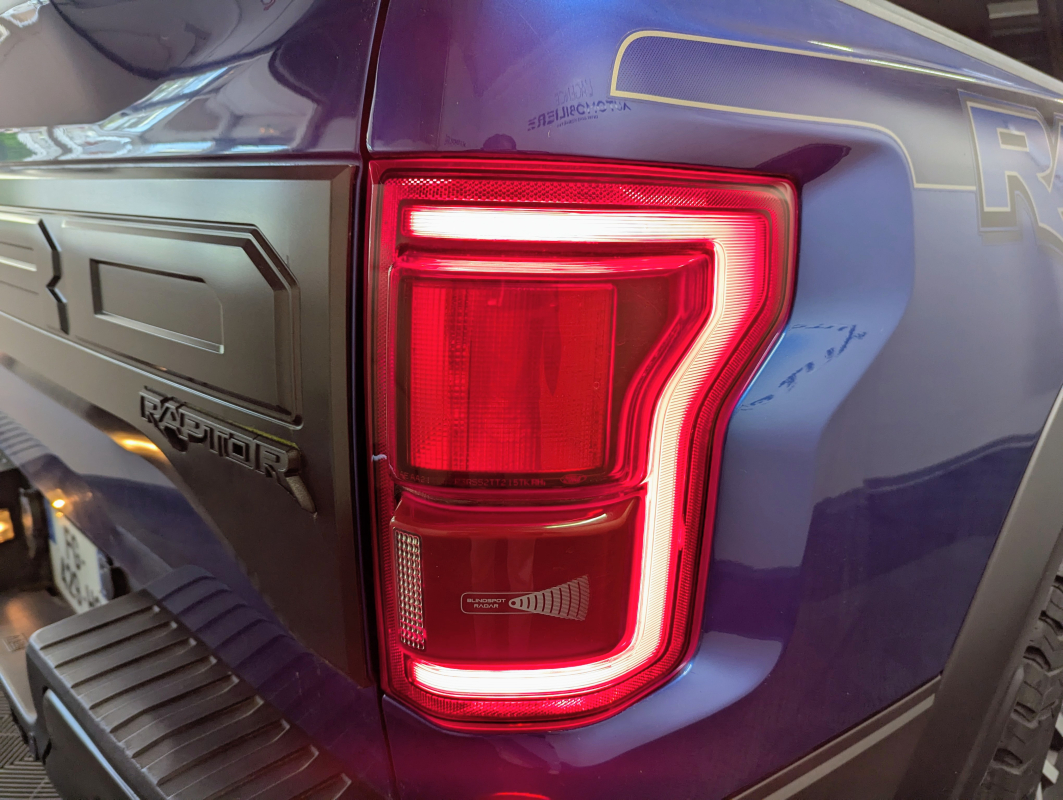 Ford Raptor — 13