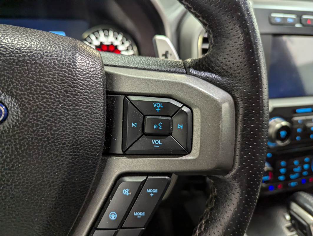 Ford Raptor — 20