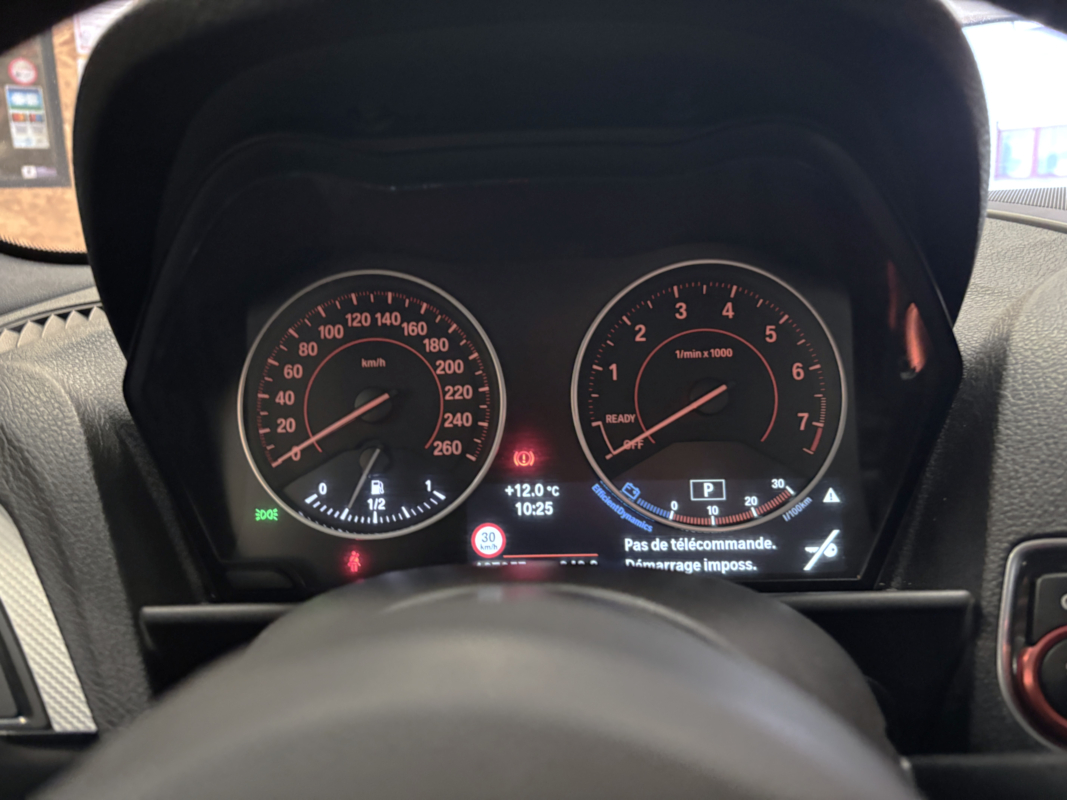 Bmw Série 1 — 24