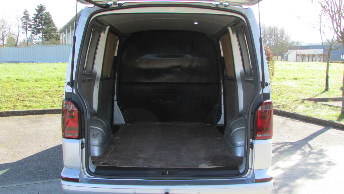 Volkswagen Transporter — 7