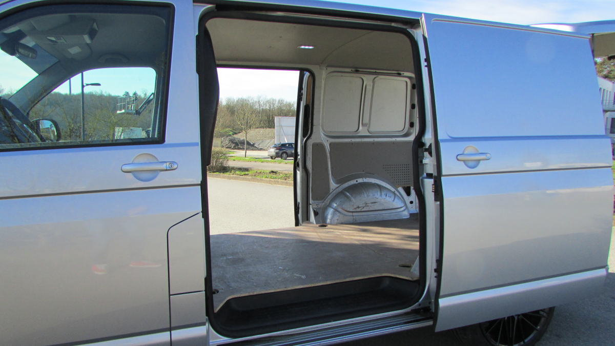 Volkswagen Transporter — 11
