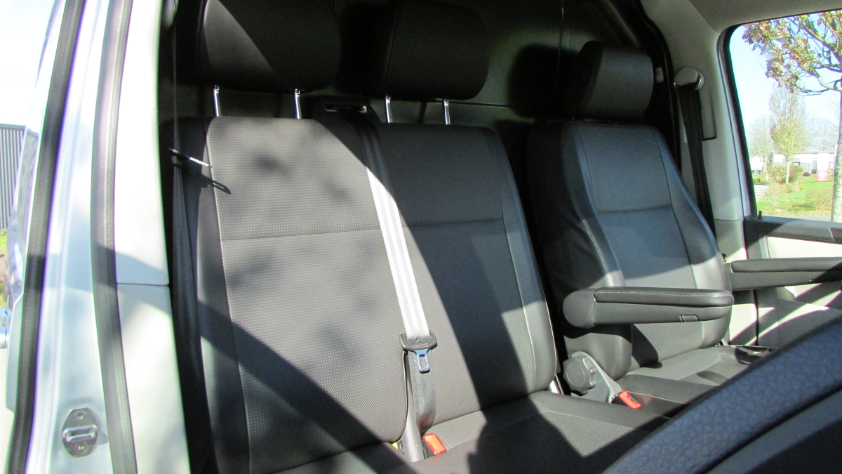 Volkswagen Transporter — 15