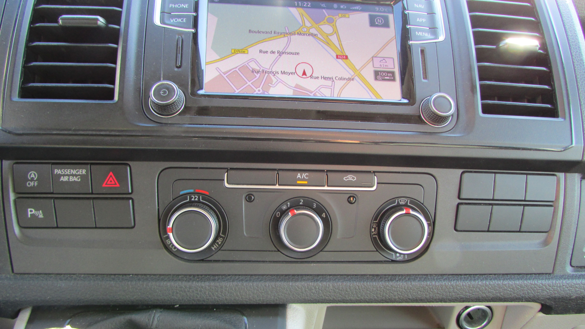 Volkswagen Transporter — 19