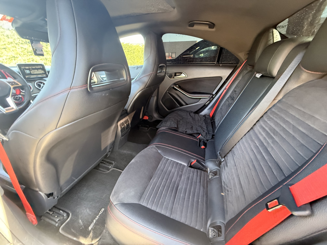 Mercedes Classe CLA — 15
