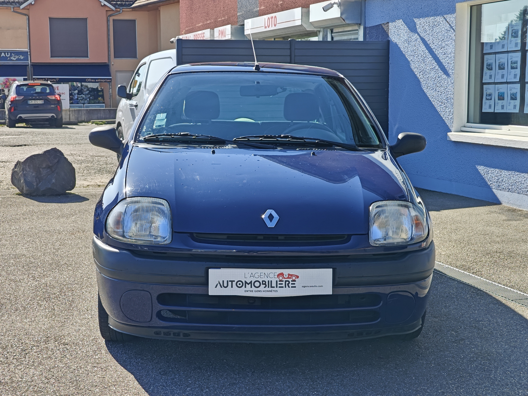 Renault Clio — 2