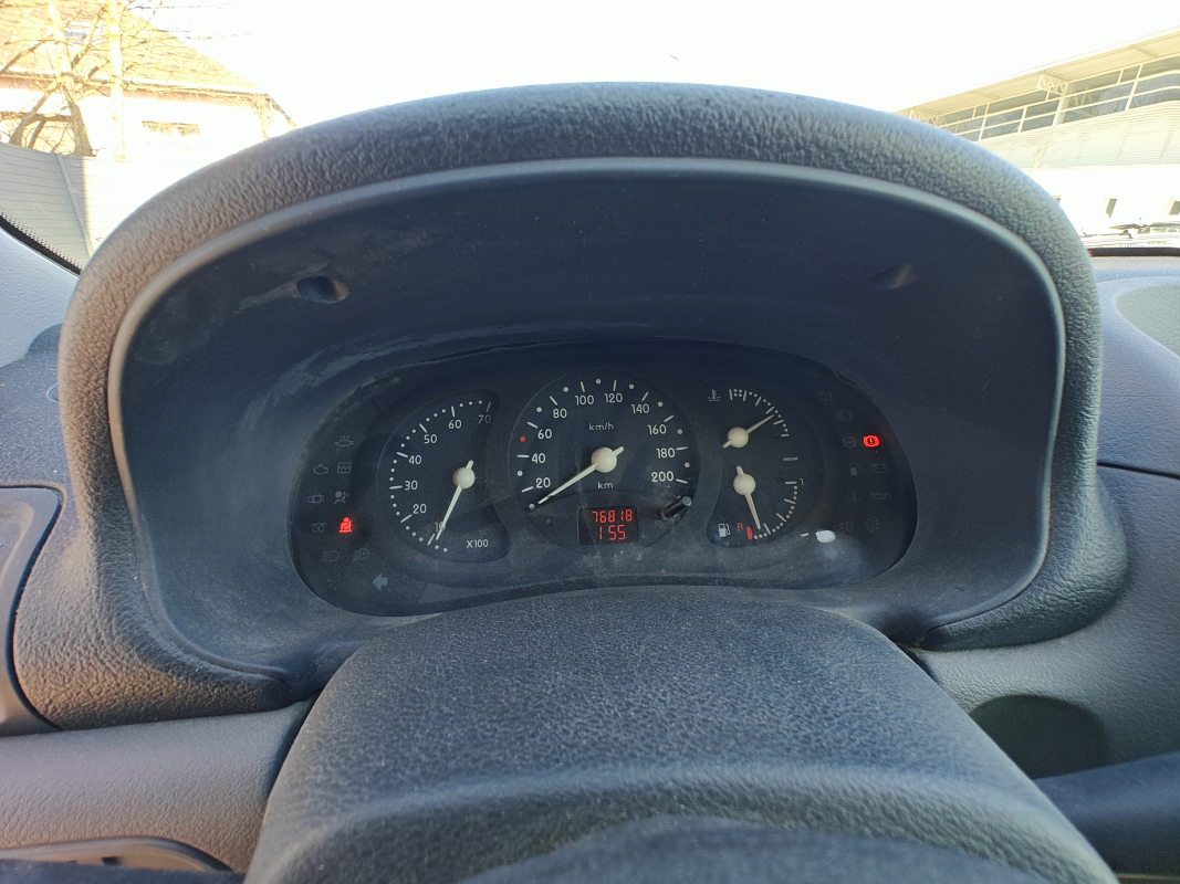 Renault Clio — 23