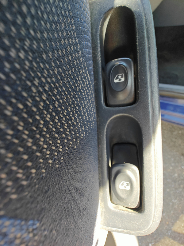 Renault Clio — 27