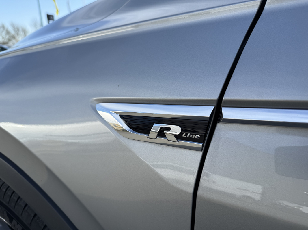 Volkswagen Tiguan — 9