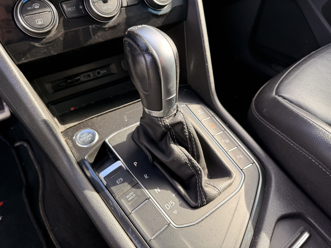 Volkswagen Tiguan — 21