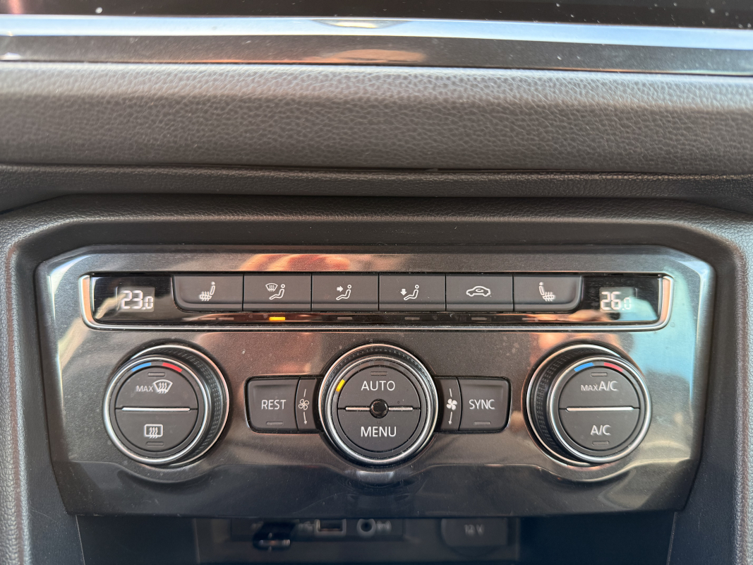 Volkswagen Tiguan — 22