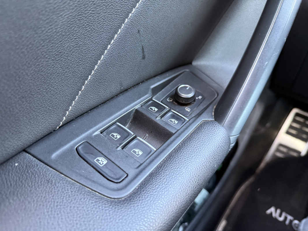 Volkswagen Tiguan — 29