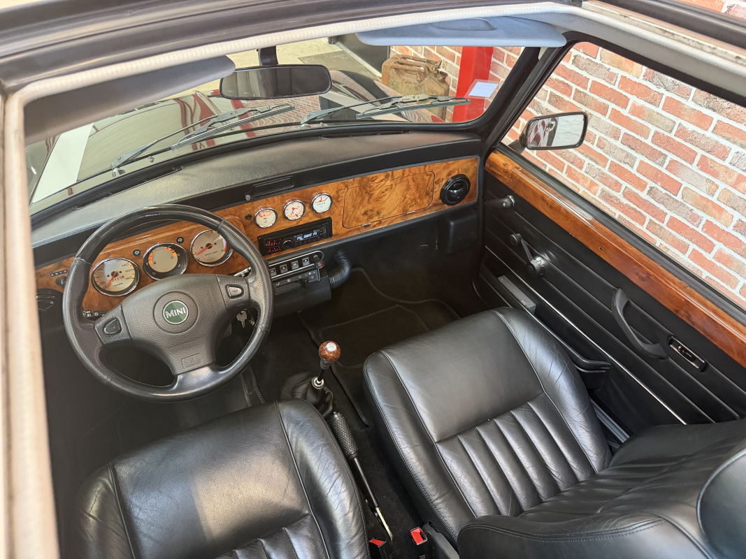 Mini Mini — 16