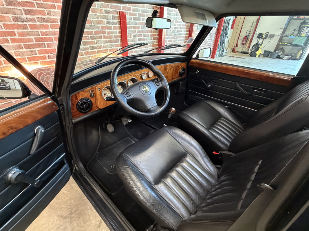 Mini Mini — 24