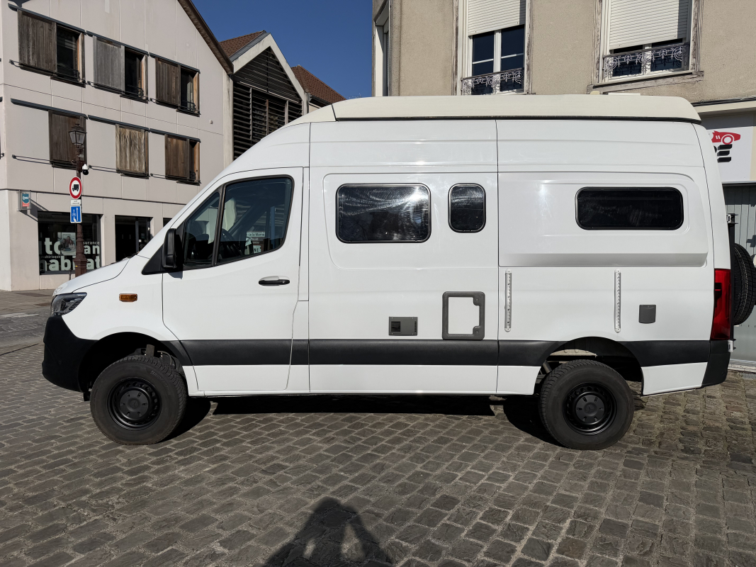 Hymer Grand Canyon — 8