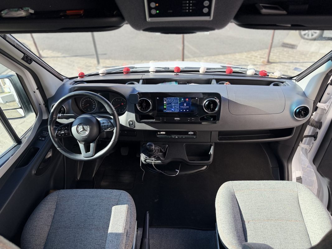 Hymer Grand Canyon — 12