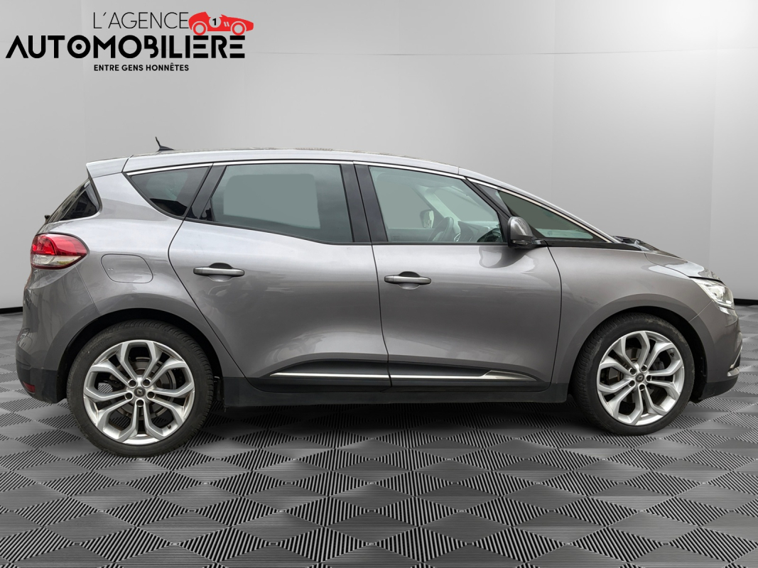 Renault Scenic — 5