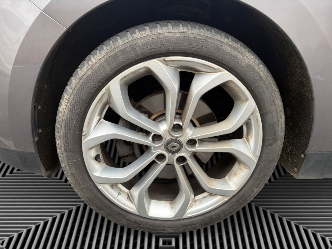 Renault Scenic — 8