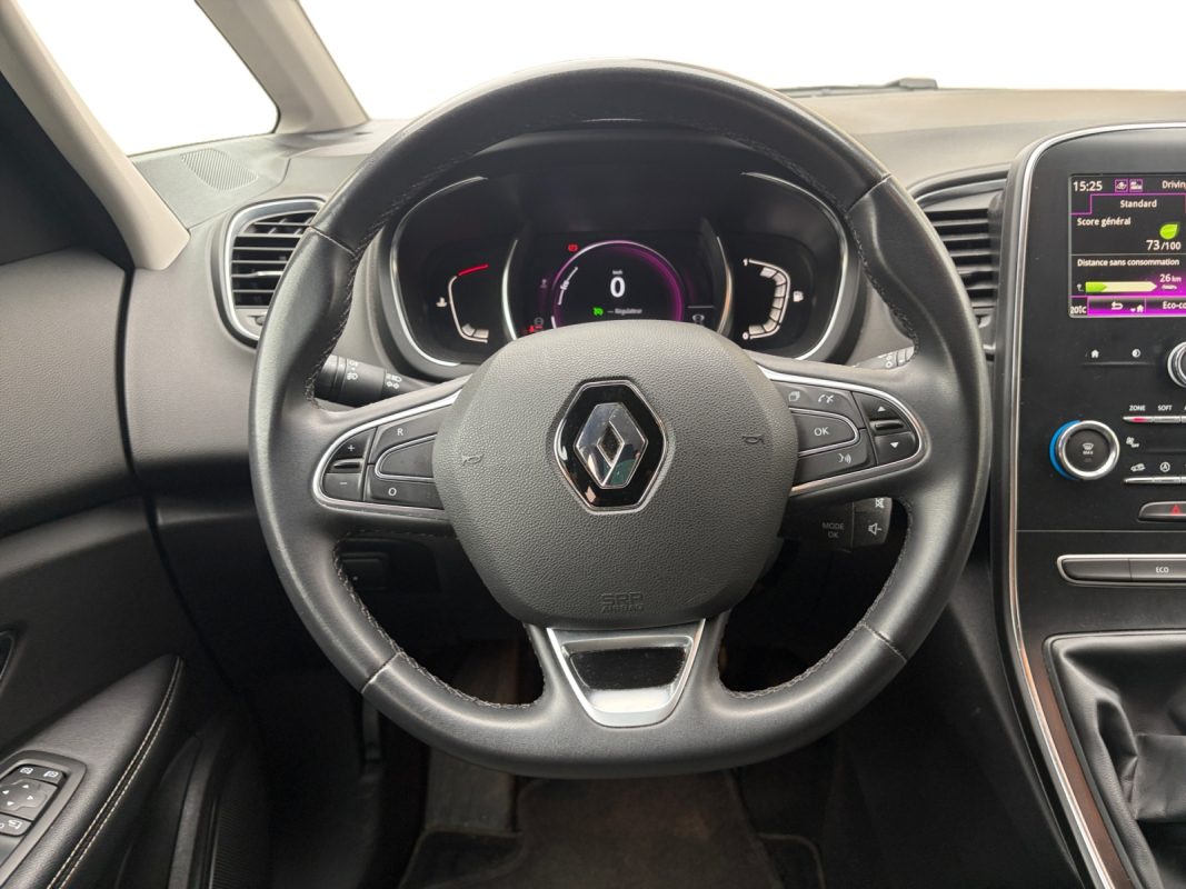 Renault Scenic — 11