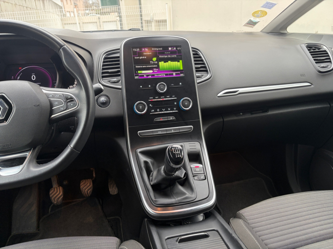 Renault Scenic — 14