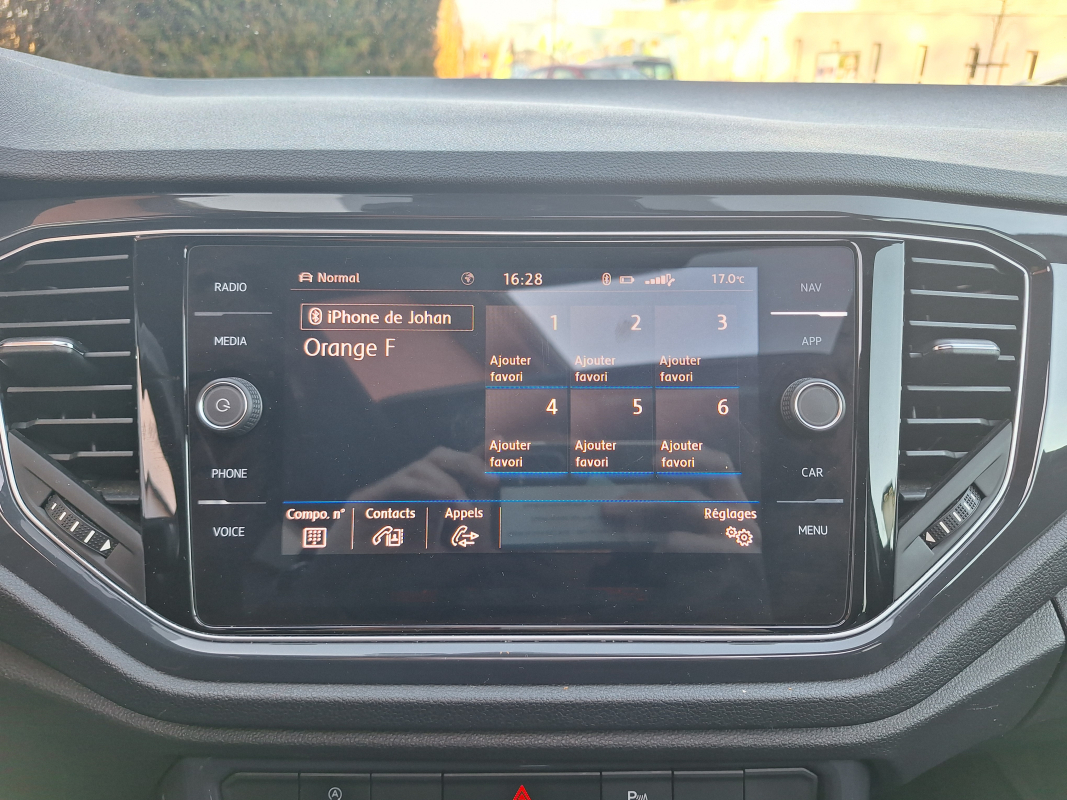 Volkswagen T-roc — 23