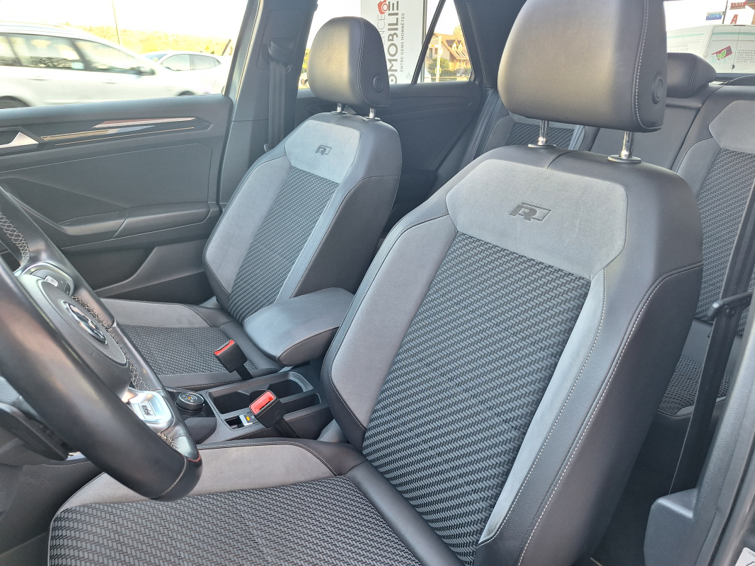 Volkswagen T-roc — 12