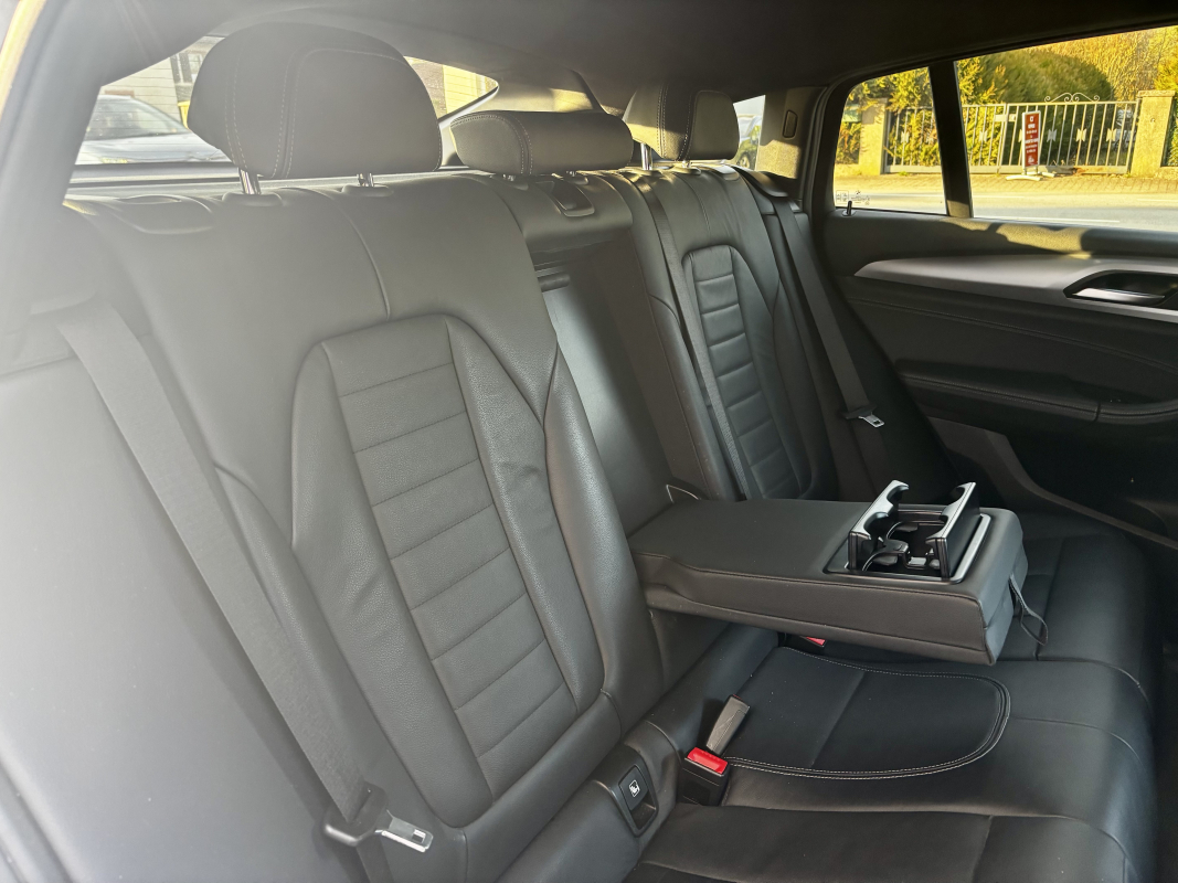 Bmw X4 — 18