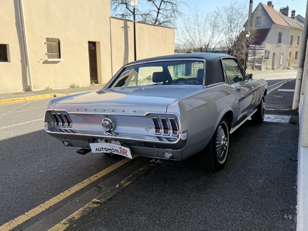 Ford Mustang — 5