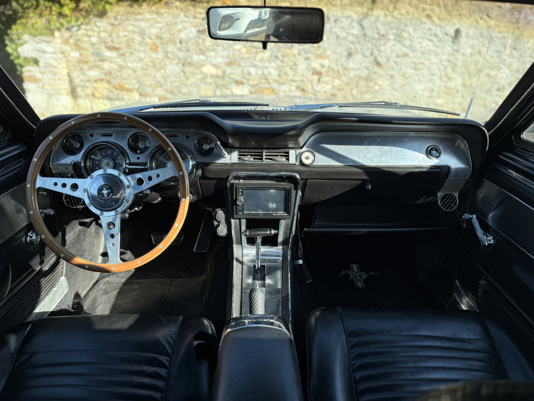 Ford Mustang — 15