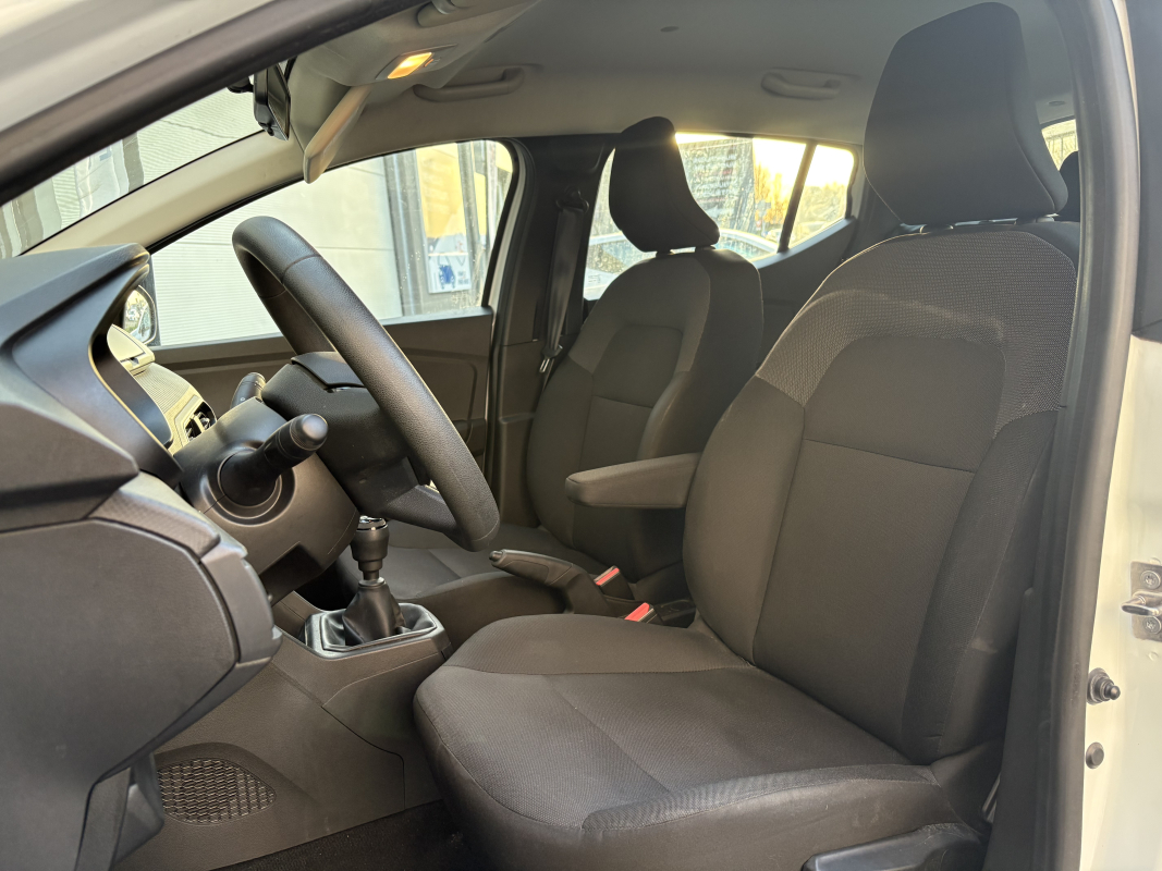 Dacia Sandero — 4