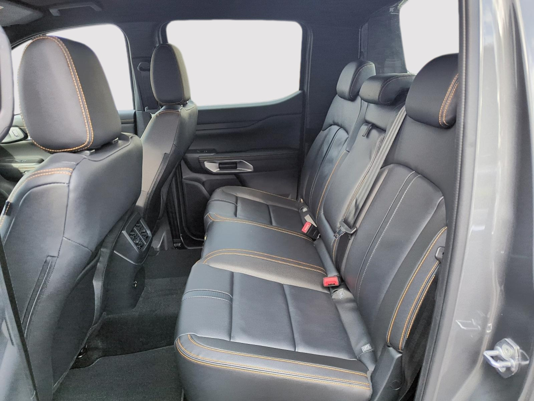 Ford Ranger — 10