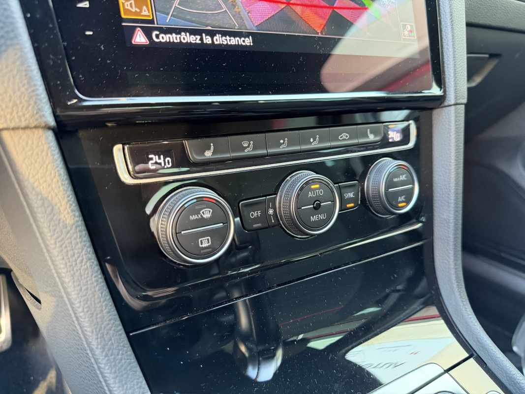 Volkswagen Golf — 21