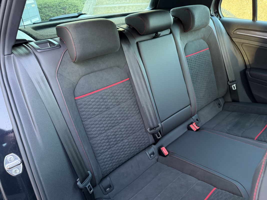 Volkswagen Golf — 26