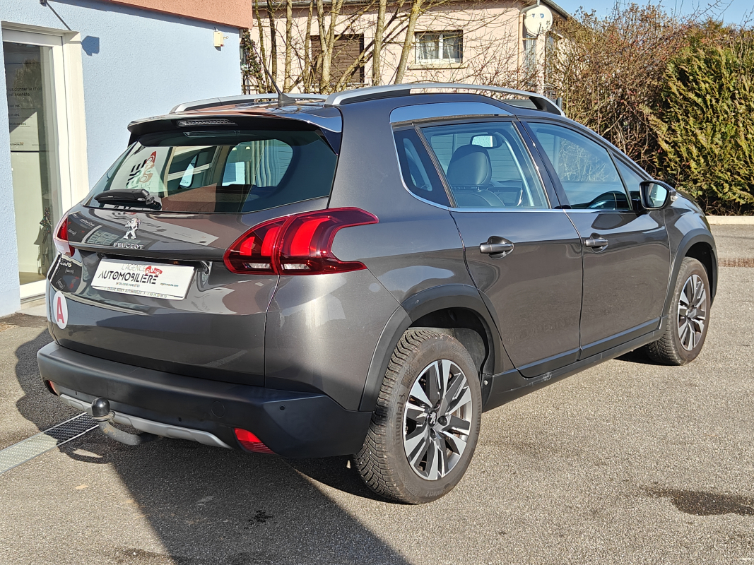 Peugeot 2008 — 7